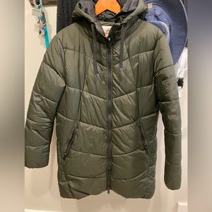 B. Young - women’s winter coat size 12